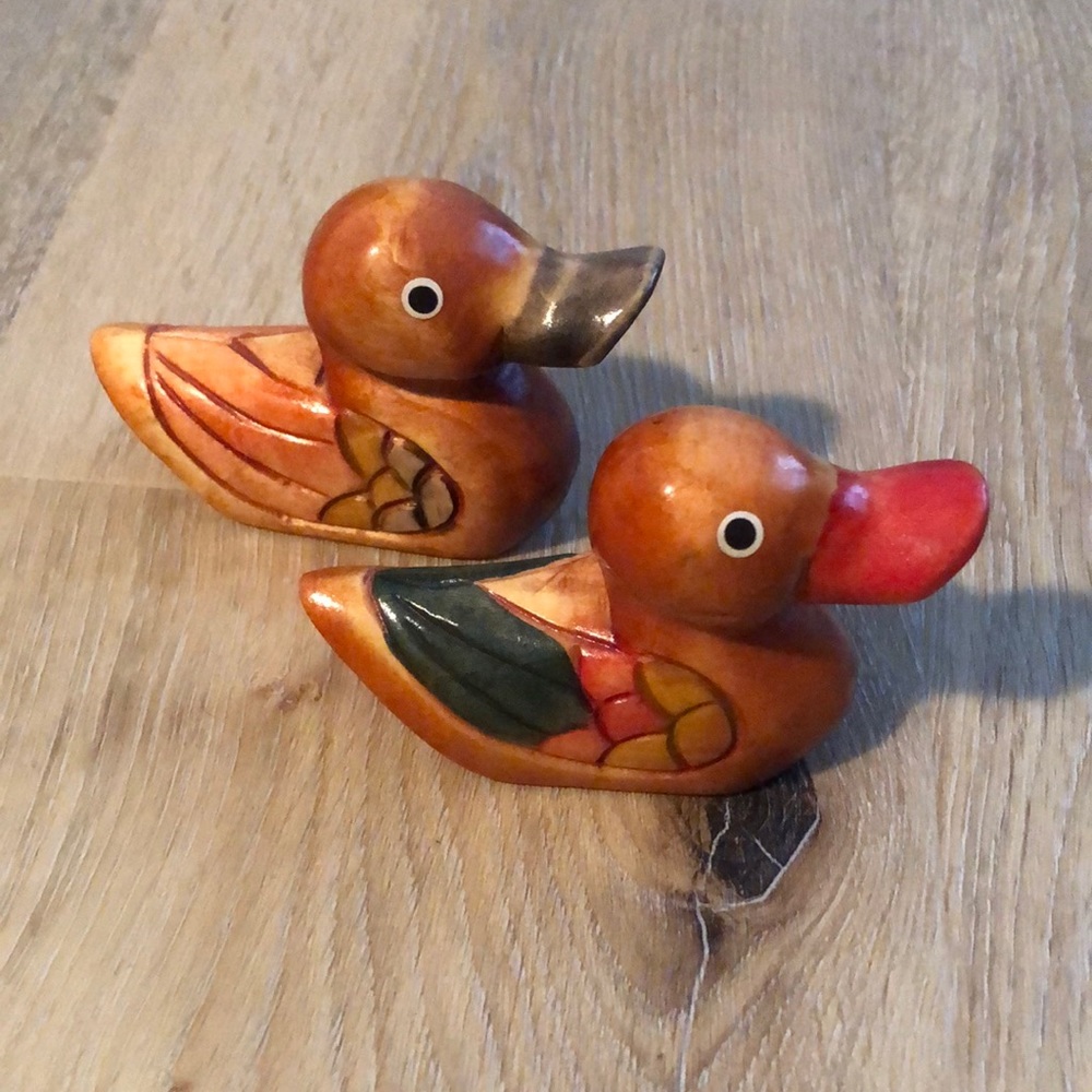 Collectible Wooden Ducks (Set of 2)